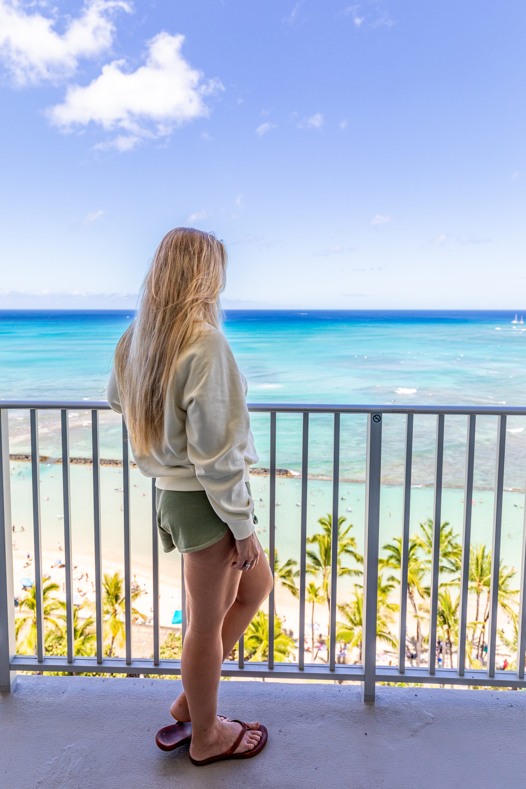 Ultimate Oahu Travel Guide | Alohilani Resort | Greetings From Mural | Greetings Tour | Catherine Chicotka
