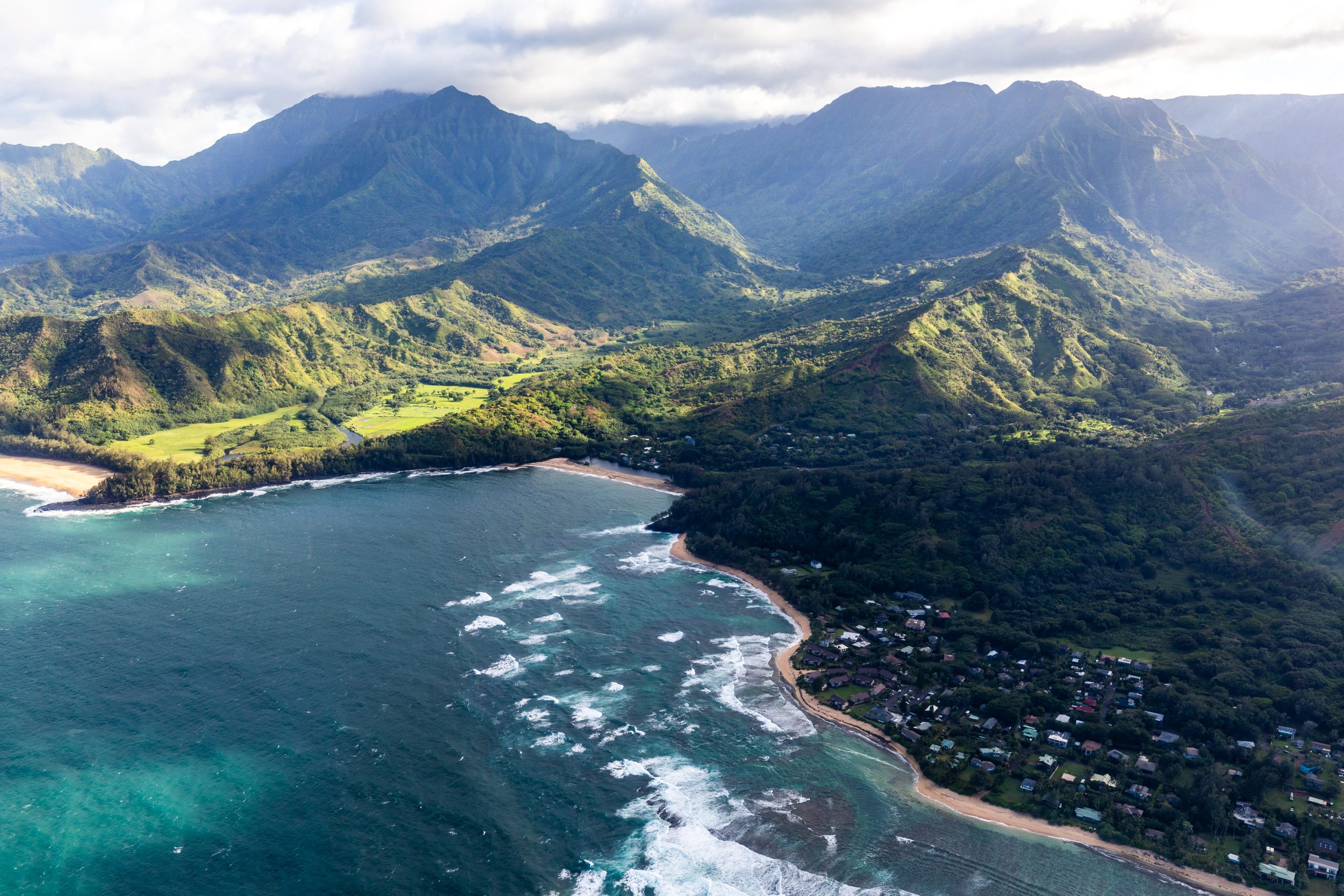 Kauai Helicopter Tour: Jurassic Falls with Island Helicopters | Best Kauai Helicopter Tour | Island Helicopters | Napali Coast | Waimea Canyon | Jurassic Falls | Manawaiopuna Falls | Catherine Chicotka
