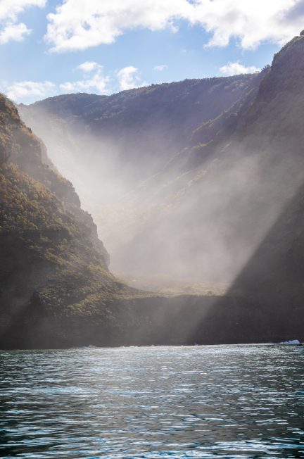 Complete Guide to Jurassic Park Filming Locations in Hawaii | Catherine Chicotka